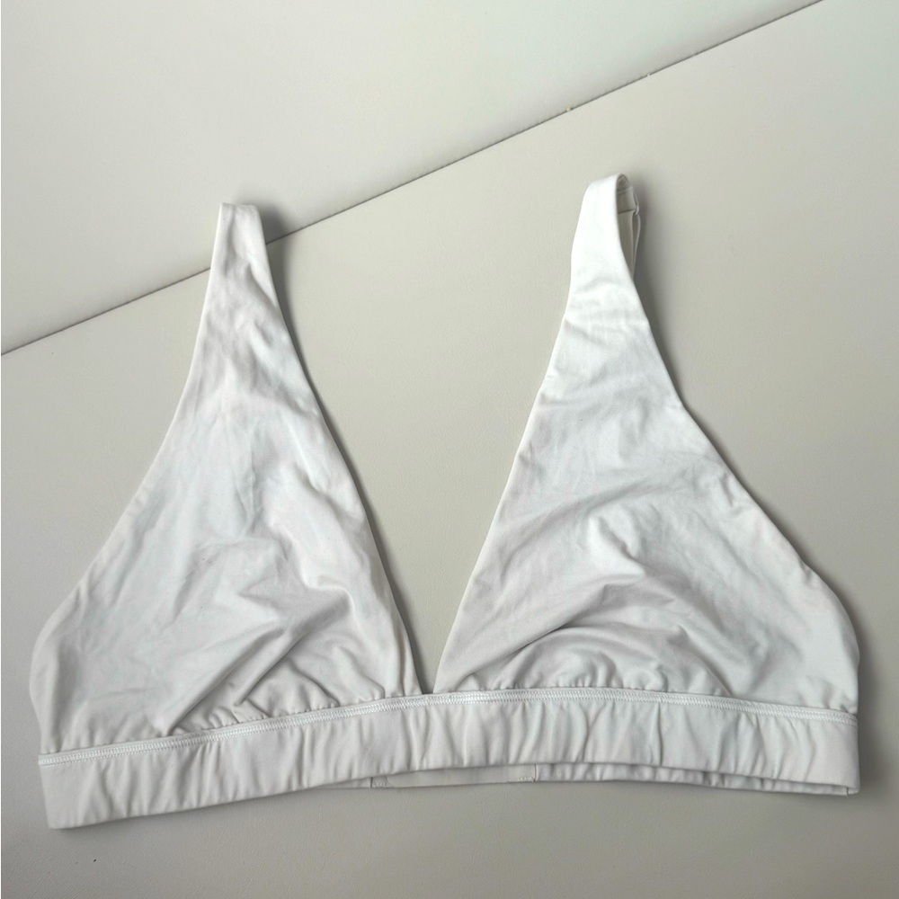 Lululemon Wundermost Triangle Bralette – Size 12 – Bone